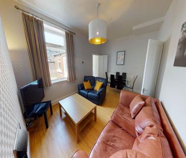 4 bedroom house to rent - Photo 1