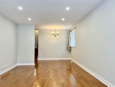 For Lease - 35 Drysdale Crescent, Toronto, Ontario - Photo 2