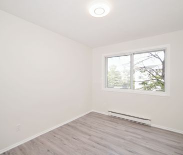 For Lease - 214 Viewmount Drive Unit# 303, Cityview - Parkwoods Hil... - Photo 3