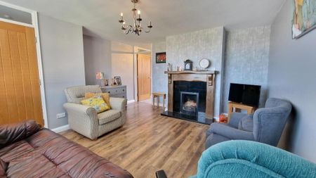 18 Park Hill, Dromore, BT25 1PL - Photo 3