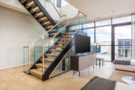 Three Bedroom Penthouse @ OPUS, 6 Hanover Quay, Grand Canal Dock, Dublin 2. - Photo 4