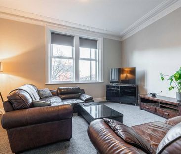 4 bedroom terraced house to rent - Photo 2