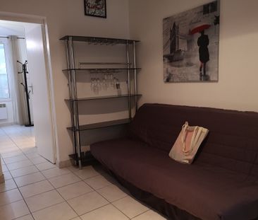 Location Appartement 2 pièces 28m² ORLEANS 45000 - Photo 4