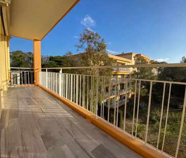 Location Appartement 4 pièces 70m² - Photo 3