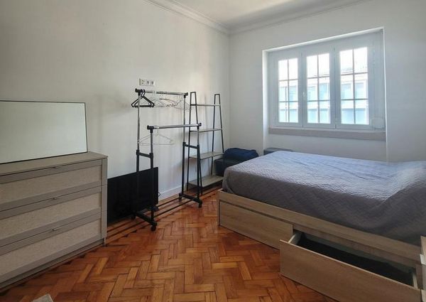 Quarto Lisboa Entrecampos