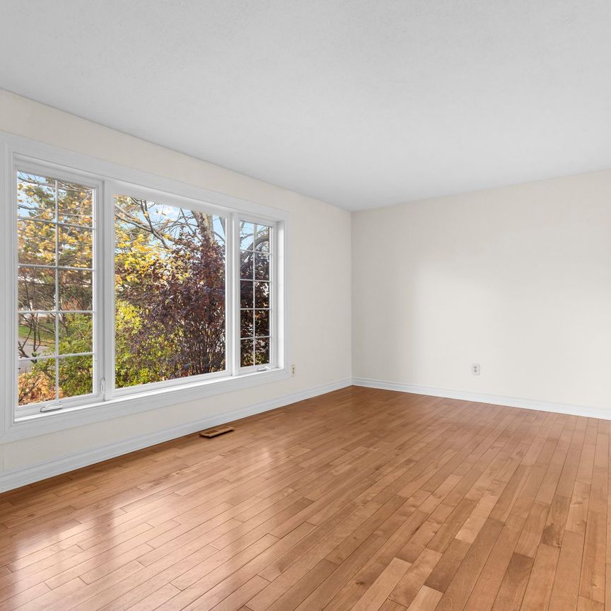 For Lease - 16 Melanie Crescent, Kanata, Ontario - Photo 1