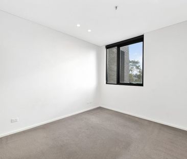 Immaculate 2 Beds Plus Study Room (3rd Room) - Photo 3