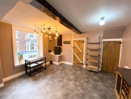 3 bedroom apartment to rent - Photo 2