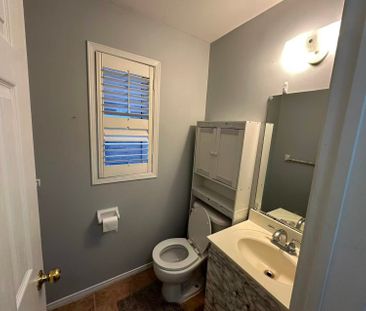 For Lease - 36B Lambton Avenue Unit# Upper, Toronto, Ontario - Photo 6