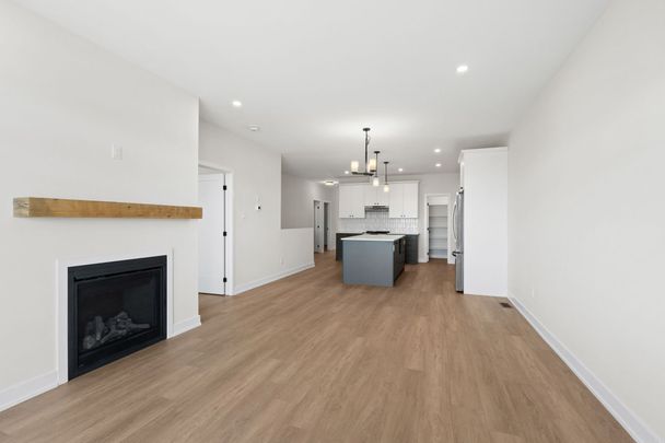 For Lease - 1047 Moore Street, Brockville, Ontario - Photo 1