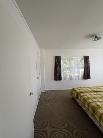 Spacious Coastal Living with Sea Peeks - Photo 4
