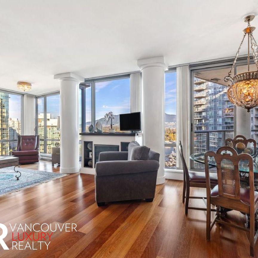 Condo in Downtown Vancouver, BC - Photo 1