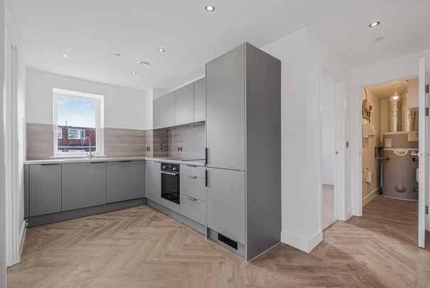 2 bedroom flat to rent - Photo 1