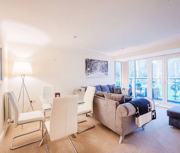 2 bedroom flat to rent - Photo 1