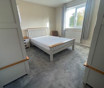 Stone Gardens, BOURNEMOUTH - Photo 5