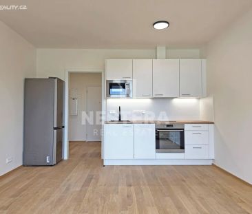 Pronájem bytu 1+kk 32 m² - Photo 1