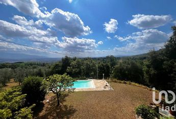 Via San Martino Altoreggi, Figline e Incisa Valdarno, Tuscany 50063