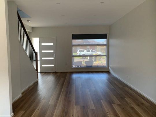 2 BEDROOM PLUS STUDY - Photo 1