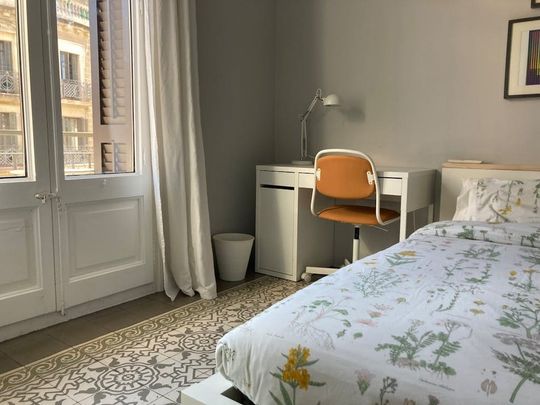 Carrer de Mallorca, Barcelona, Catalonia 08037 - Photo 1