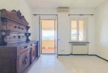 Casa semindipendente in affitto - Quarto (Genova)