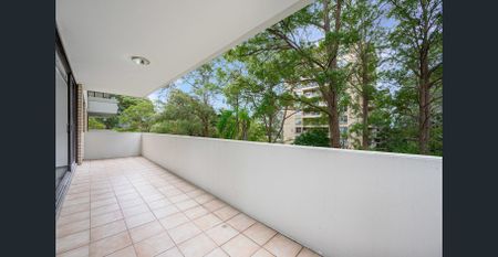 MODERN APARTMENT WITH POOL AND NORTH-EAST ASPECT - Photo 5