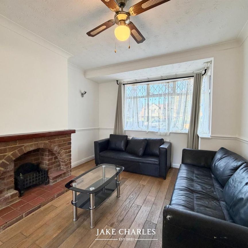 3 Bedroom House - Photo 1