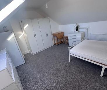 2 bedroom house share to rent - Photo 4