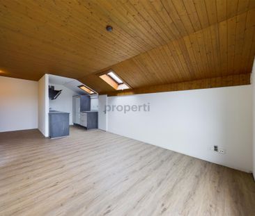 Helle Räume, offene Küche und Parkplatz inklusive - Foto 2