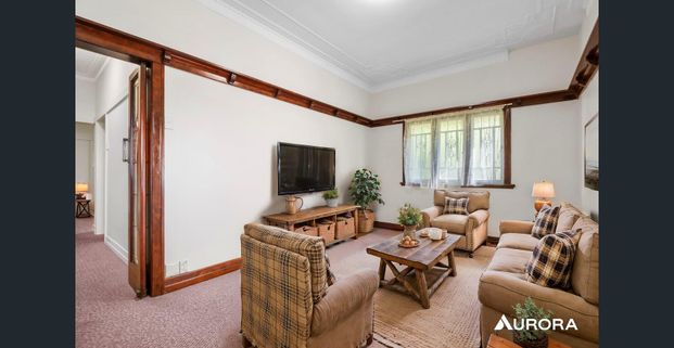 LARGE UPDATED 2 BEDROOM UNIT - Photo 1