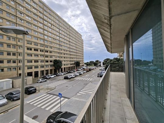 2 room luxury Apartment for rent in Matosinhos, Distrito do Porto - Photo 1