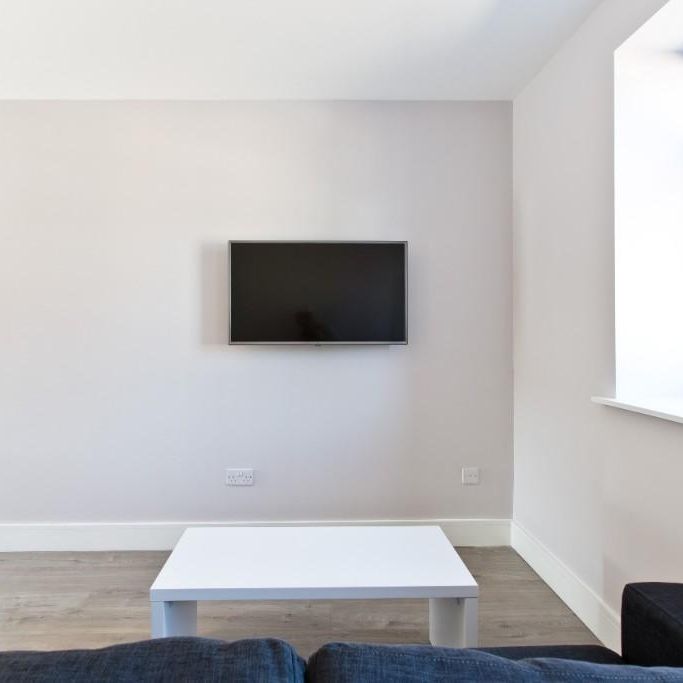 2 bedroom apartment to rent - Photo 1