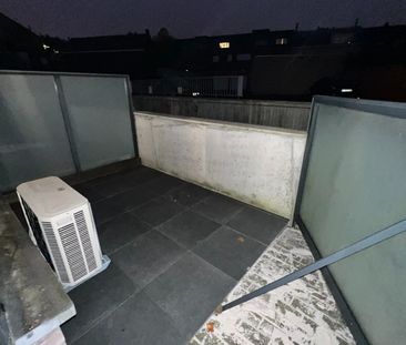 Gelijkvloers appartement met TERRAS in het centrum - Foto 1