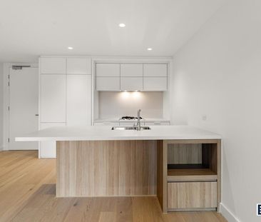 Bayside Living at Its Best in Hampton Quarter - Photo 1