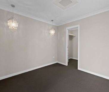 Stylish, Low-Maintenance 3-Bedroom Home - Photo 4