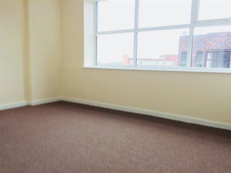 Apartment to rent on - Photo 5