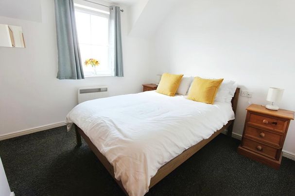 2 bedroom flat to rent - Photo 1