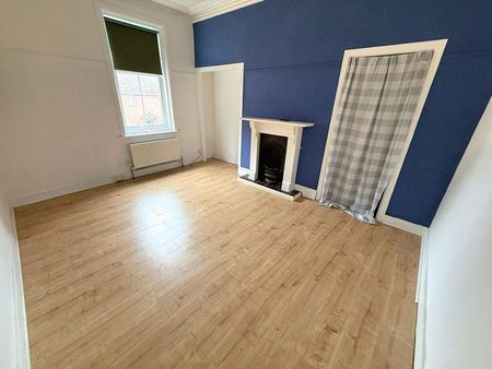 5 bedroom terraced house to rent - Photo 4