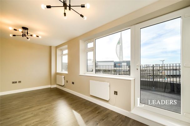 2 bedroom apartment to rent The Hard, Portsmouth, Hampshire, PO1 - Photo 1