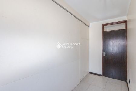Casa com 6 quartos e 350m² para alugar em Harmonia, Canoas. - Foto 2