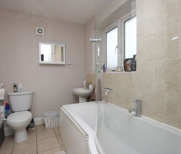 Kettering, Northants, NN16 - Photo 5