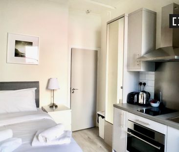 Studio for rent in Southside, Dublin - Photo 1