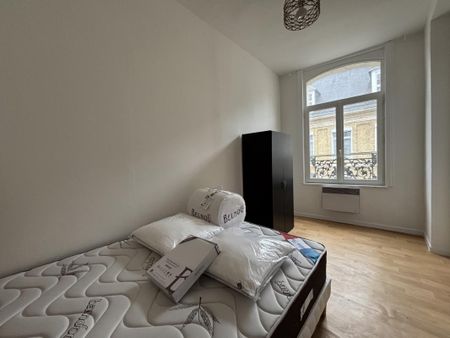 Location Appartement 2 pièces Meublé 44m² ST OMER 62500 - Photo 4