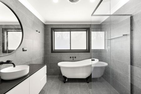 Designed to embrace the location - Photo 4