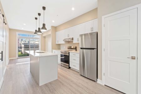 For Lease - 280 LEVIS Avenue Unit# 1, Vanier and Kingsview Park, Ontario - Photo 4