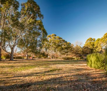 37/39 Jerrabomberra Avenue, Narrabundah. - Photo 1