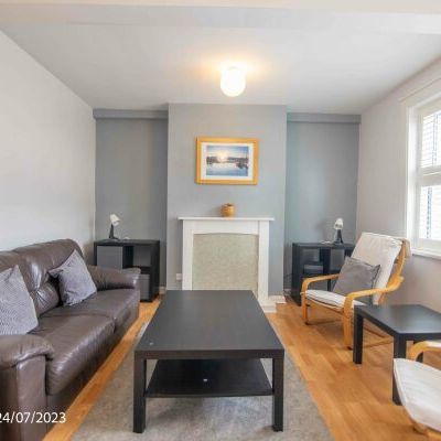 72 Alcuin Avenue - Photo 1