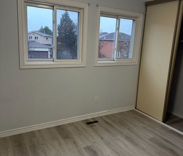 For Lease - 5056 Sunray Drive, Mississauga, Ontario - Photo 4