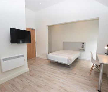 Studio to rent - Photo 2