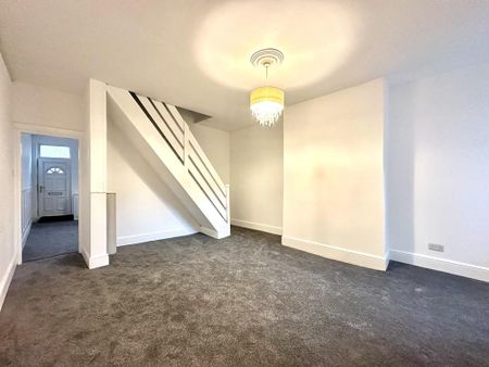 2 bedroom terraced house to rent - Photo 4