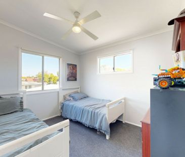 Spacious Family Home with Exceptional Entertaining & Storage - Photo 3